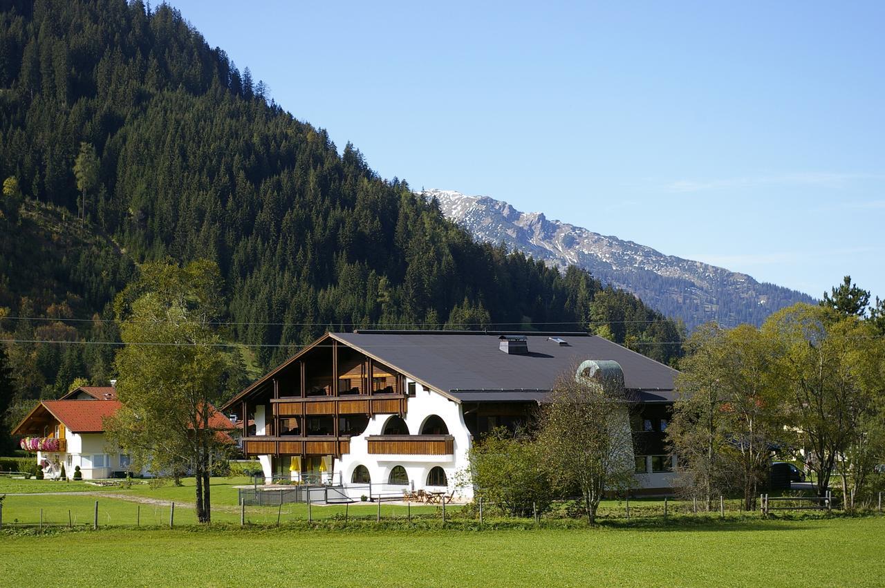 Landhaus Schnoeller ทันน์ไฮม์ ภายนอก รูปภาพ