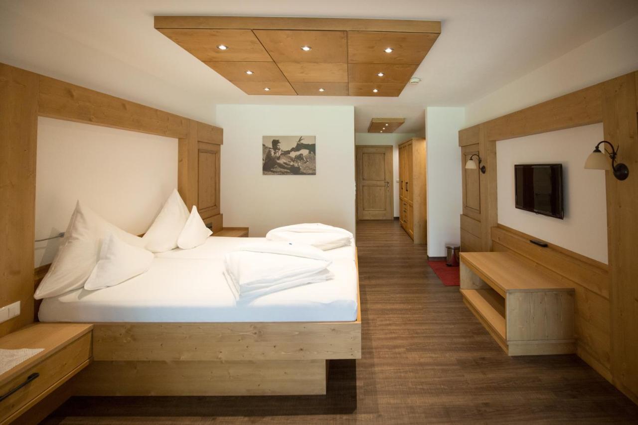 Landhaus Schnoeller ทันน์ไฮม์ ภายนอก รูปภาพ