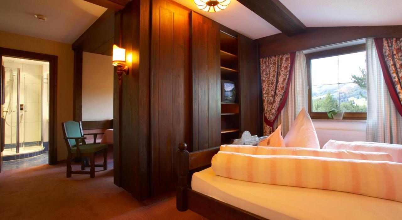 Landhaus Schnoeller ทันน์ไฮม์ ภายนอก รูปภาพ